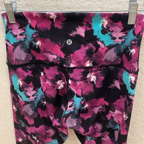 Lululemon Wunder Under Pant (Hi-Rise) 31" inseam, Size 10 - Picture 4 of 10